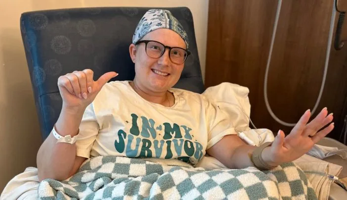 Elizabeth, who was diagnosed with Stage II Ovarian Cancer