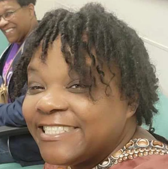 Roshonda, who was diagnosed with Stage IV Colorectal Cancer