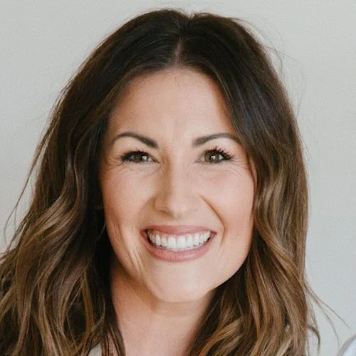 Shayla, who was diagnosed with Stage IV Colorectal Cancer