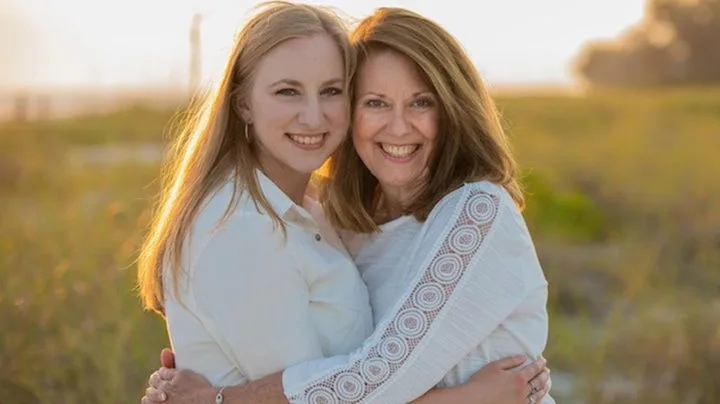 Tammy, who was diagnosed with Stage I Invasive Lobular Carcinoma