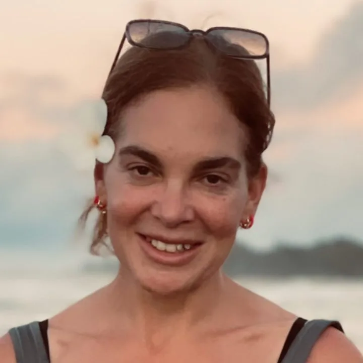 Nicola, who was diagnosed with Stage IV Colorectal Adenocarcinoma