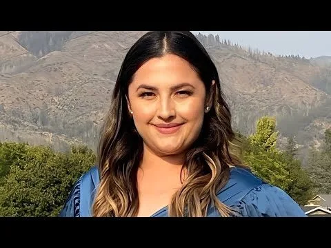 Dania, who was diagnosed with Stage IV Colorectal Cancer